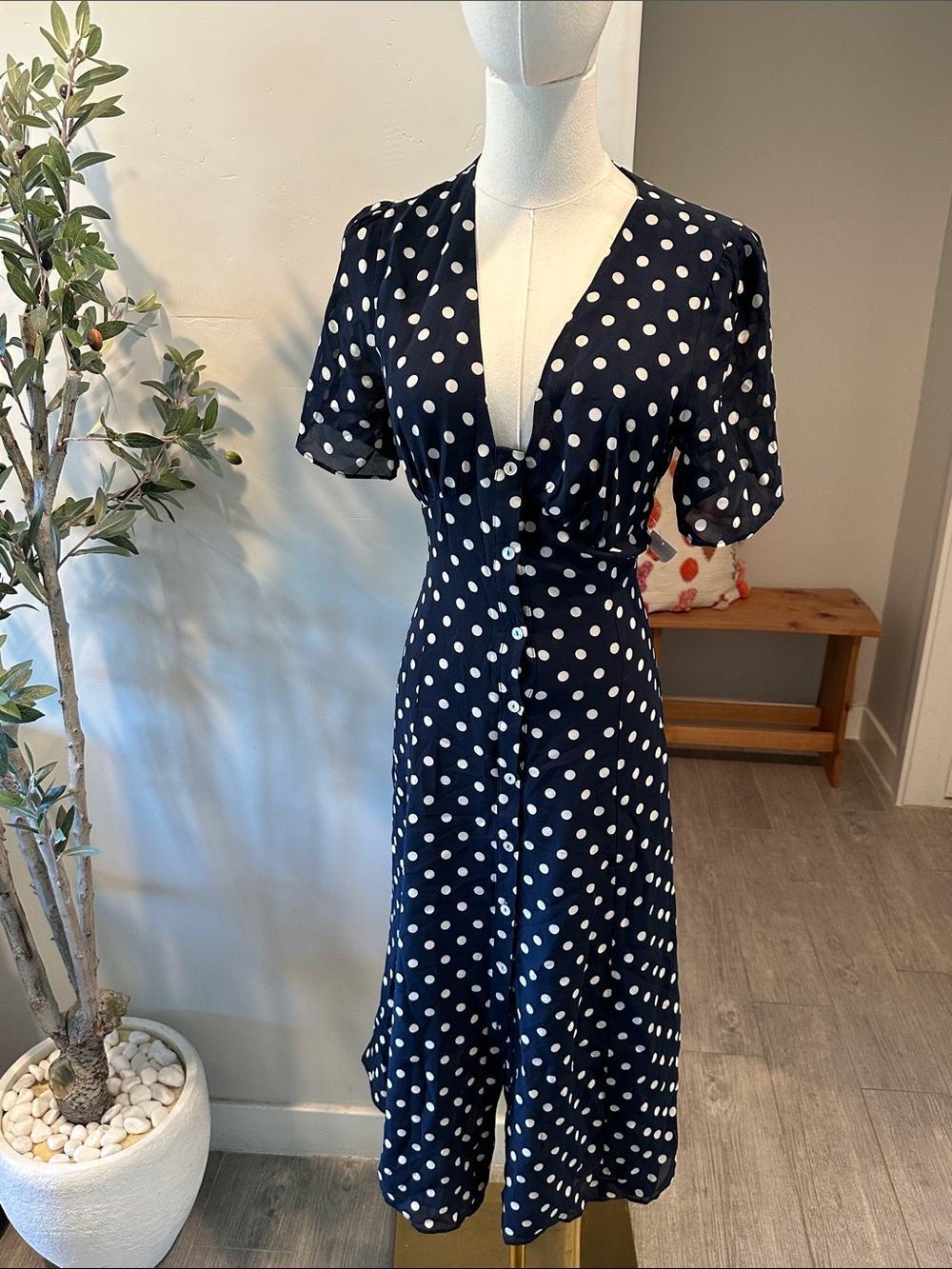 Reformation Lise Navy Blue White Polka Dot Midi Dress New! - Picture 7 of 13